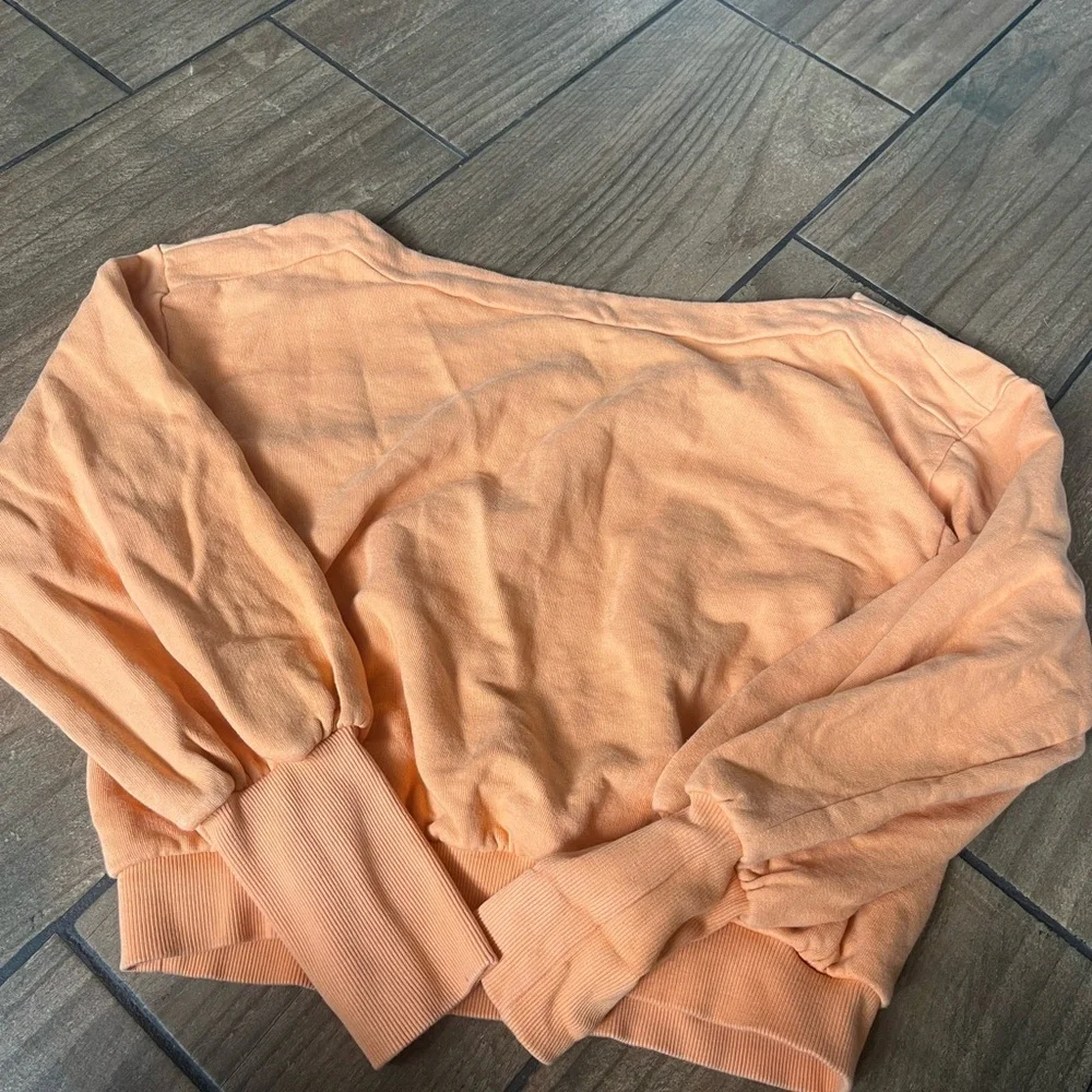 Maeve by Anthropologie Crewneck S Cropped Open Back Long Sleeve Sweatshirt - Picture 2 of 5